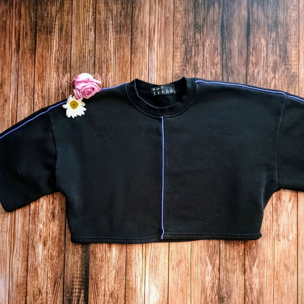 Cardi B Cropped Shirt